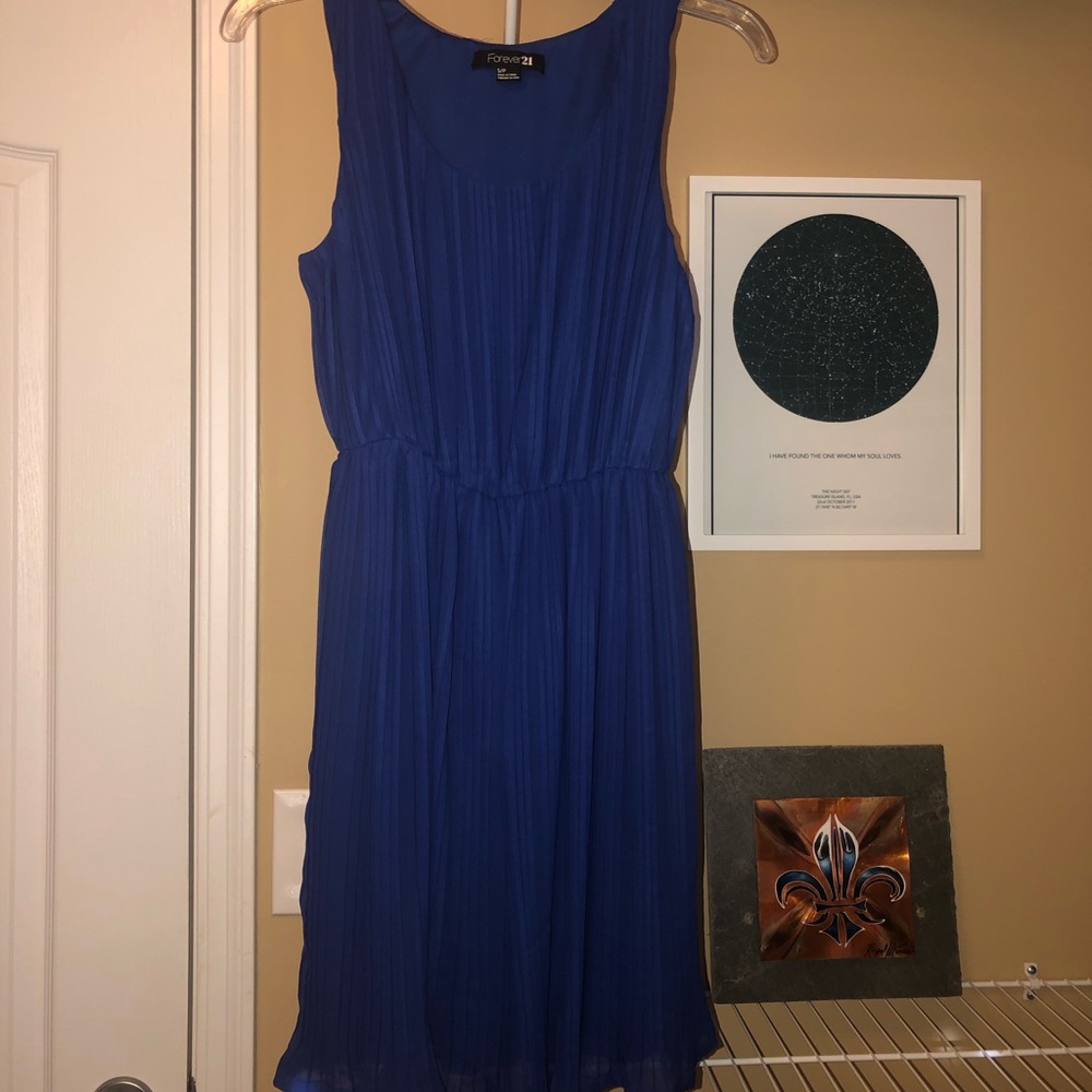 Forever 21 sleeveless dress